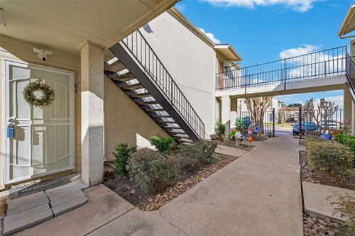 apt-84-10075 Westpark Dr, Houston, TX, 77042-5913 | Card Image