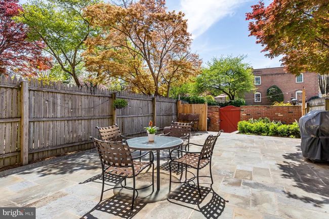 6737 Baron Rd, Townhouse with 4 bedrooms, 4 bathrooms and null parking in MCLEAN VA | Image 32