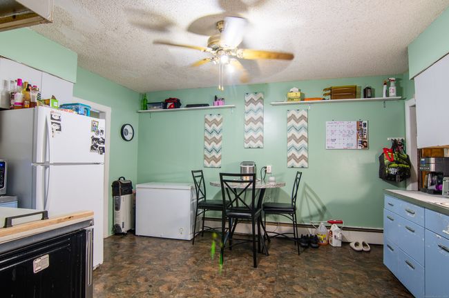 36 Carter St, Home with 8 bedrooms, 3 bathrooms and 3 parking in Killingly CT | Image 21