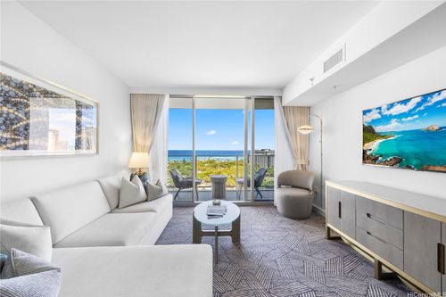 2009-383 Kalaimoku St, Honolulu, HI, 96815-2298 | Card Image