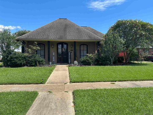 6106 Sandy Creek Ln, Zachary, LA, 70791-2759 | Card Image