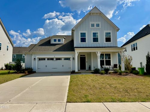 605 Ressler St, Holly Springs, NC, 27540-5825 | Card Image