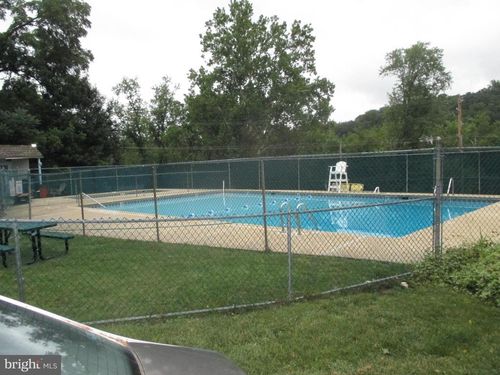 170 Salem Rd, SCHWENKSVILLE, PA, 19473-1208 | Card Image