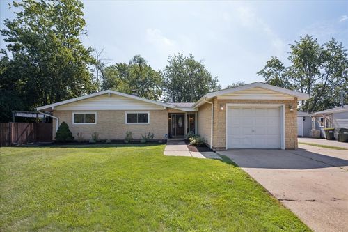 453 Elder Ln, Glenview, IL, 60025-4513 | Card Image