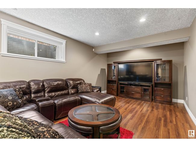 1254 Adamson Dr Sw, House other with 5 bedrooms, 4 bathrooms and null parking in Edmonton AB | Image 48