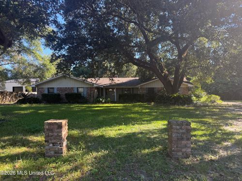 221 24th Street, Gulfport, MS, 39507 | Card Image