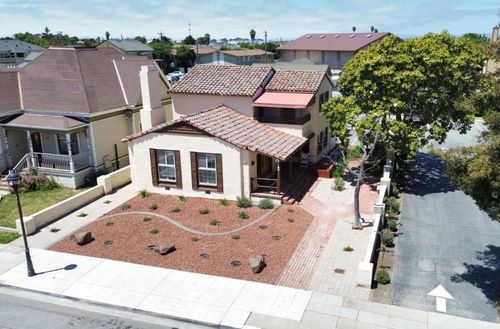 140 Central Avenue, Salinas, CA, 93901 | Card Image
