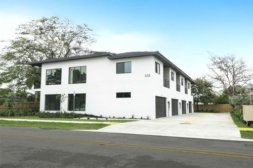 337-333 Nw 41st St, Oakland Park, FL, 33309-5139 | Card Image