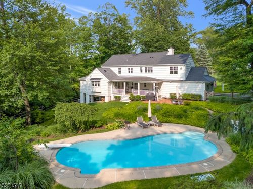 32 Stone Fence Rd, Bernardsville, NJ, 07924-1714 | Card Image