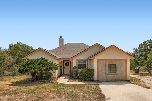135 Petirrojo, Del Valle, TX, 78617-5465 | Card Image