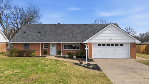 1324 Lariat Drive, Bartlesville, OK, 74006 | Card Image