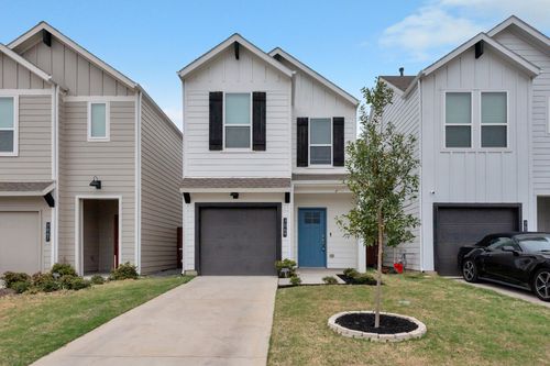 7069 Cypress Dr, Richland Hills, TX, 76118-3202 | Card Image