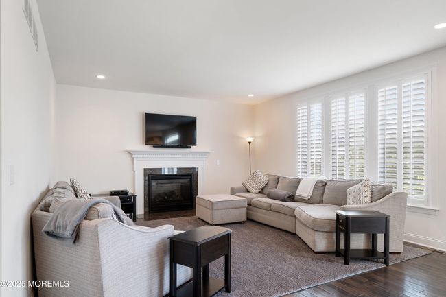 11 Potomac Ct, House other with 4 bedrooms, 5 bathrooms and null parking in Freehold NJ | Image 27