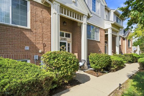 2185-2185 Concord Ln, Addison, IL, 60101-5616 | Card Image