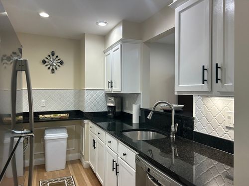g7-141 Chestnut St, Needham, MA, 02492-2525 | Card Image