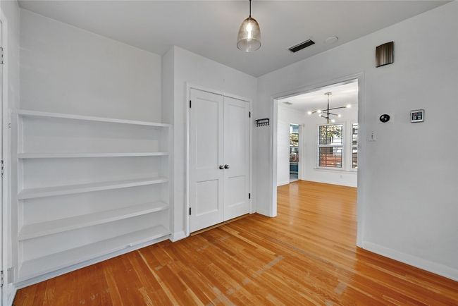 1203 W 40 Th St, House other with 3 bedrooms, 2 bathrooms and 4 parking in Austin TX | Image 17
