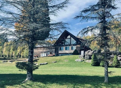 306 Sparrow Drive, Stamford, VT, 05352 | Card Image