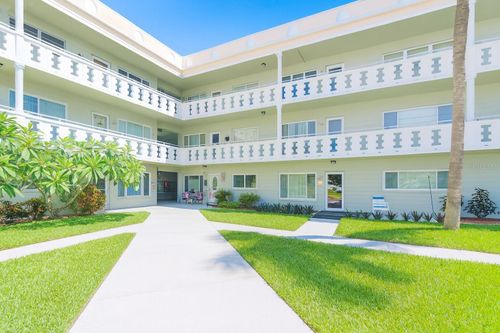 apt-28-2400 Columbia Dr, CLEARWATER, FL, 33763-3402 | Card Image
