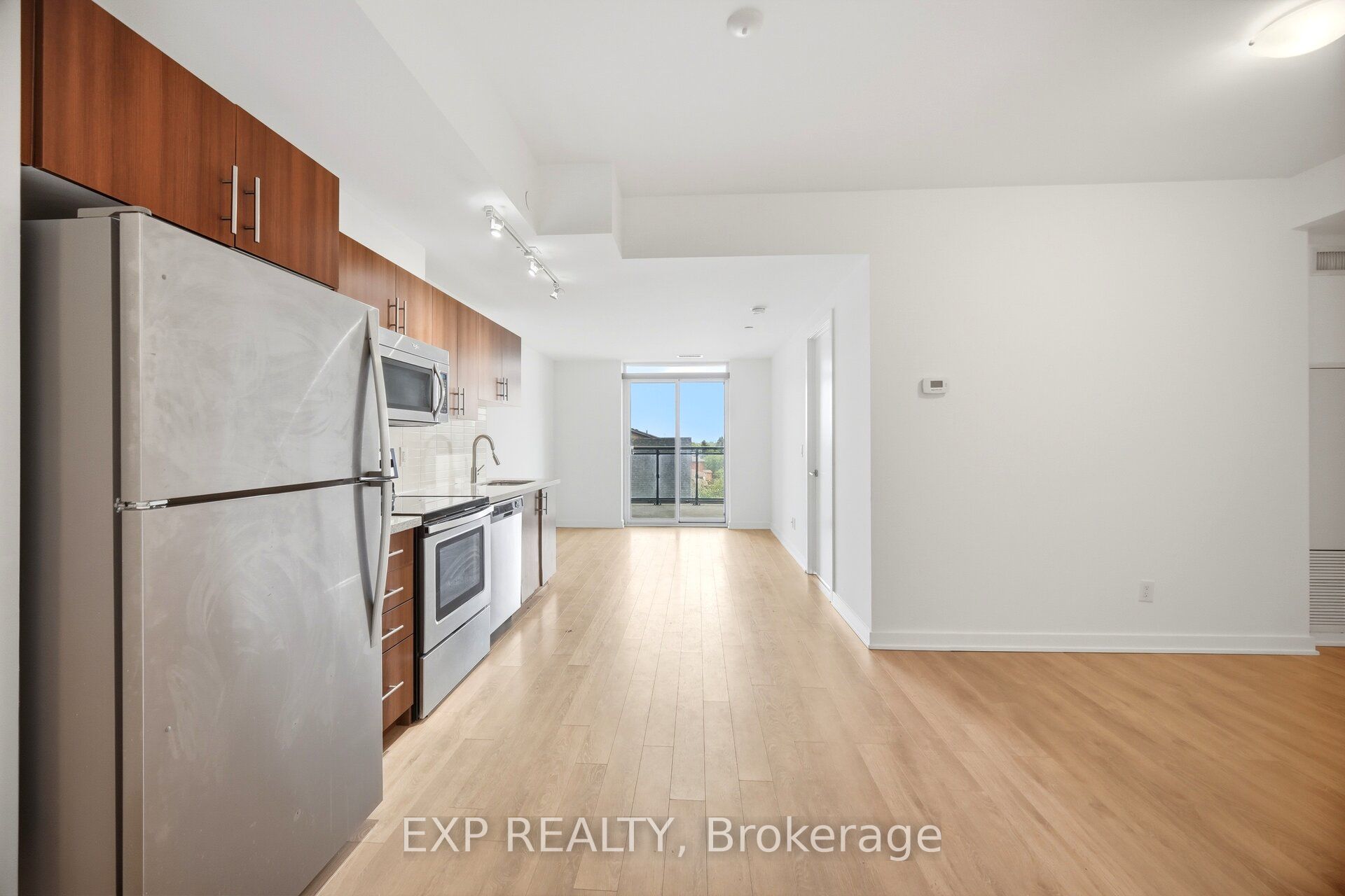 Residential in Toronto W04 5