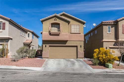 3816 Hollycroft Dr, North Las Vegas, NV, 89081-6635 | Card Image