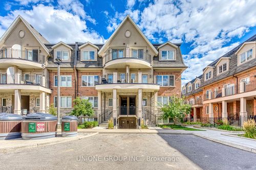 34-03-2420 Baronwood Dr, Oakville, ON, L6M0X6 | Card Image