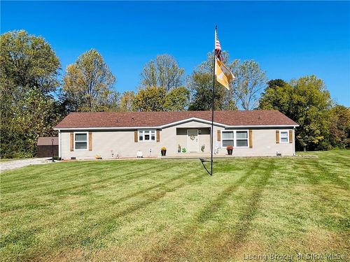 7611 Westbrook Dr, Charlestown, IN, 47111-8942 | Card Image