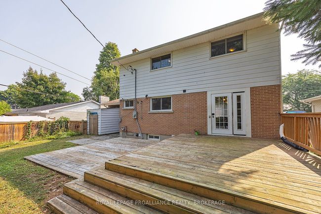 167 Braemar Rd, House other with 6 bedrooms, 3 bathrooms and 3 parking in Kingston ON | Image 8
