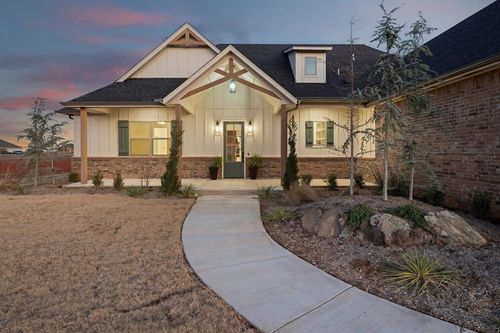 7530 Hawk Dr Ne, Piedmont, OK, 73078-8525 | Card Image