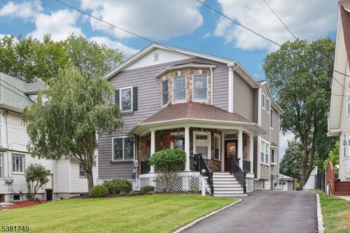 53 Grove Ave, Verona, NJ, 07044-1612 | Card Image