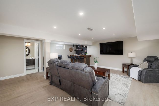 86 Forbes Cres, House other with 5 bedrooms, 3 bathrooms and 4 parking in Listowel ON | Image 25