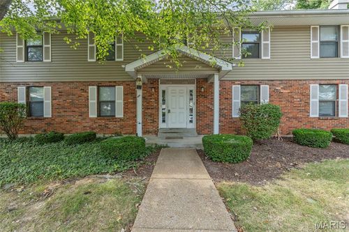 1920 High Sun Dr, Florissant, MO, 63031-2760 | Card Image