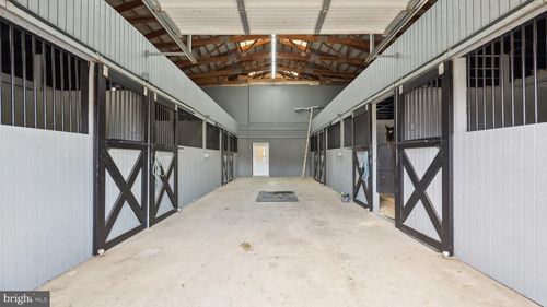 8687 James Madison Hwy, WARRENTON, VA, 20187-8863 | Card Image