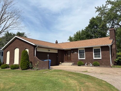 8781 Ennis Dr, Erie, PA, 16509-5001 | Card Image
