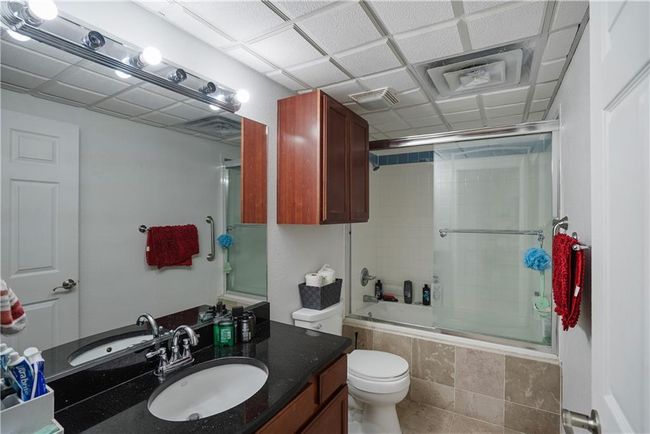 1702 Cedar Ridge Rd, House other with 4 bedrooms, 4 bathrooms and null parking in Parsons KS | Image 60