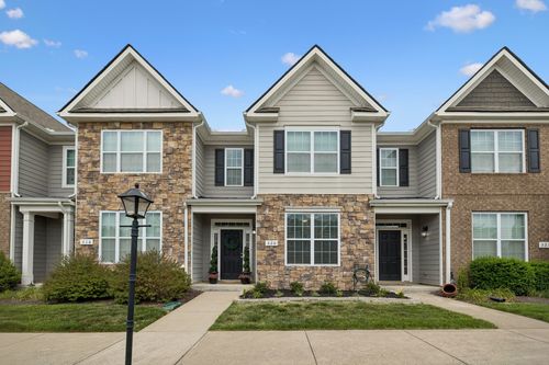 320 Manor Row, Pleasant View, TN, 37146-2901 | Card Image