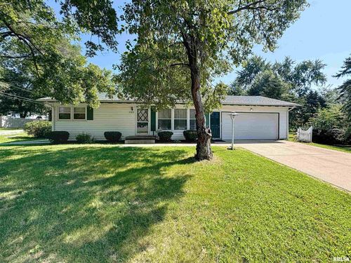 3365 Moencks Rd, Bettendorf, IA, 52722-5605 | Card Image
