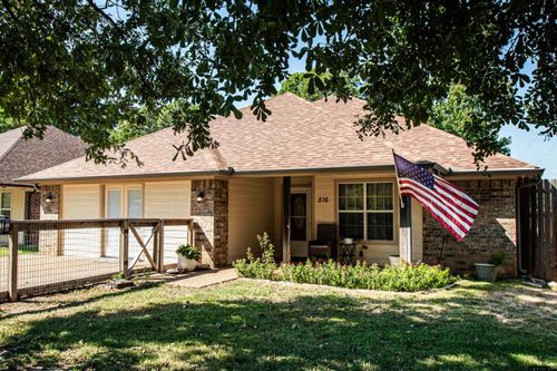 516 Neches, Chandler, TX, 75758 | Card Image