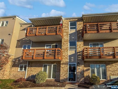 680 Union Ave, Belleville, NJ, 07109-2326 | Card Image