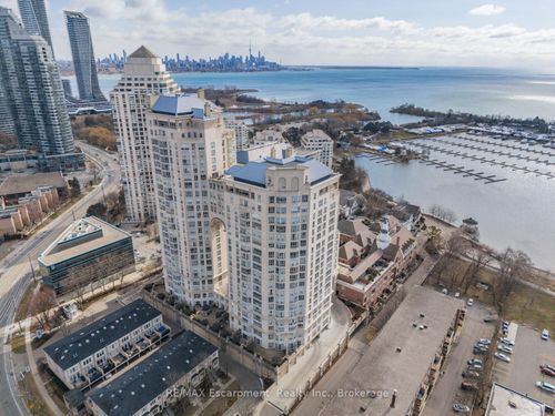301-2287 Lake Shore Road W, Etobicoke, ON, M8V3Y1 | Card Image