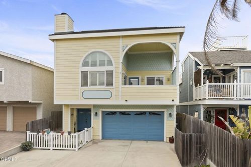 121 Los Angeles Ave, Oxnard, CA, 93035-4629 | Card Image