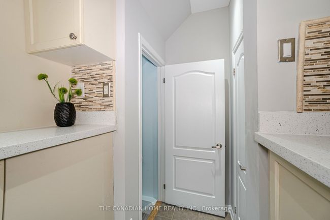 920 Mctrach Cres, House attached with 3 bedrooms, 3 bathrooms and 1 parking in Milton ON | Image 28