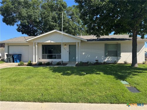 606 Bavarian Dr, New Braunfels, TX, 78130-6102 | Card Image