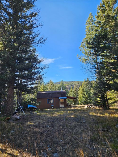 8818 Elk Trail Loop, Lincoln, MT, 59639 | Card Image