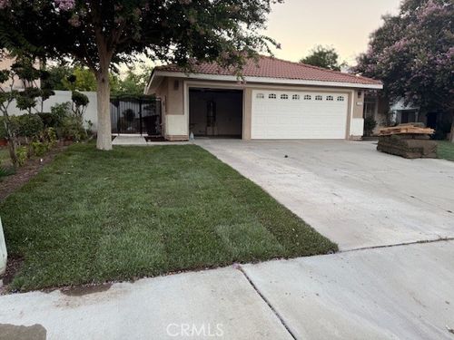 1041 S Helena St, Colton, CA, 92324-7518 | Card Image