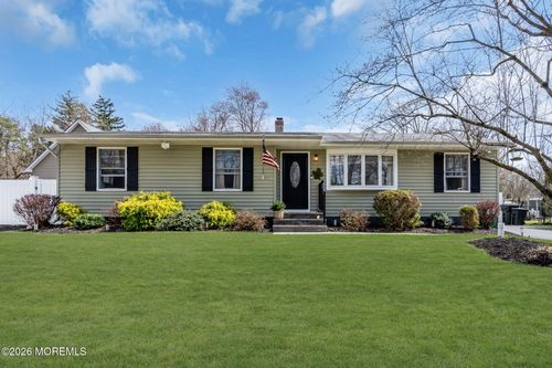 7 Chestnut Street, Jackson, NJ, 08527 | Card Image