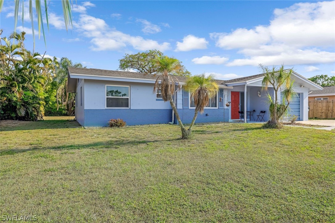 Hermitage Rd, Fort Myers, FL 33919