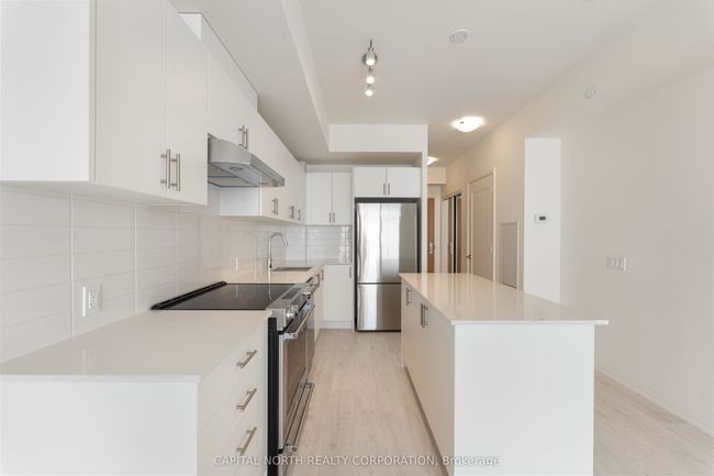 1206 - 8960 Jane St, Condo with 1 bedrooms, 2 bathrooms and 1 parking in Concord ON | Image 11