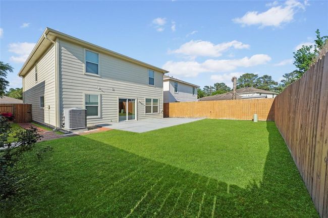 Low maintenance fenced backyard | Image 17