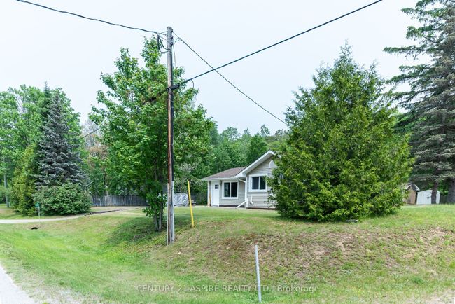 150 Hunts Rd, House other with 2 bedrooms, 1 bathrooms and 8 parking in Chalk River ON | Image 25