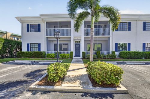 313-130 Cypress Club Dr, Pompano Beach, FL, 33060-4768 | Card Image